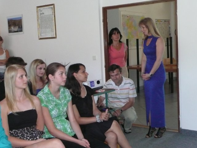 p1000459