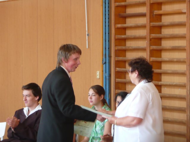 p1000563