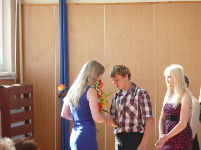 p1000585