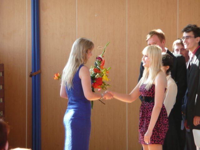 p1000586