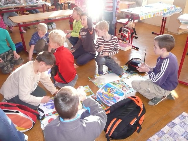 DEN ZEMĚ 20. 4. 2011 v areálu školy