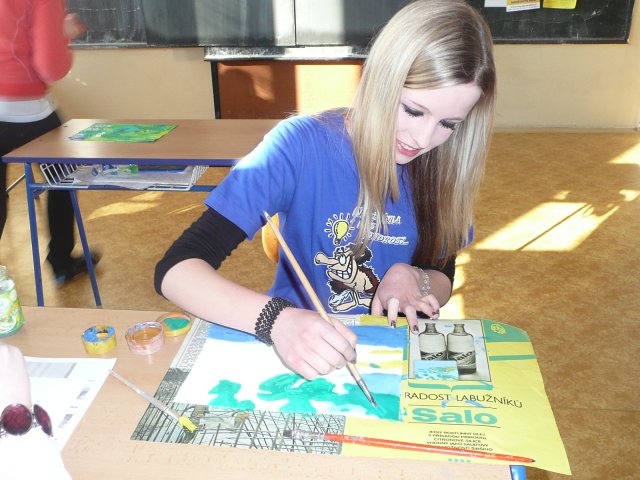 DEN ZEMĚ 20. 4. 2011 v areálu školy