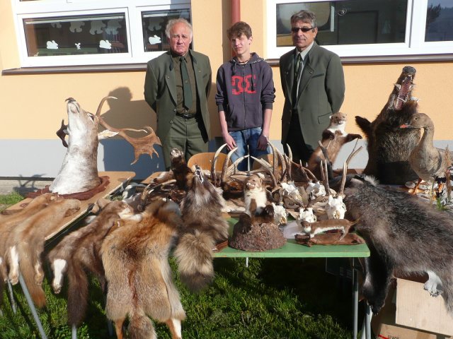 DEN ZEMĚ 20. 4. 2011 v areálu školy