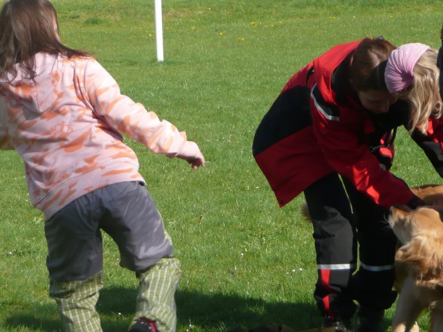 DEN ZEMĚ 20. 4. 2011 v areálu školy