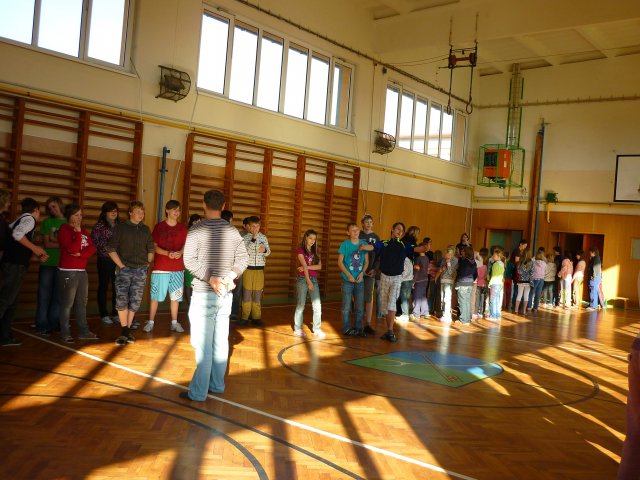 DEN ZEMĚ 20. 4. 2011 v areálu školy