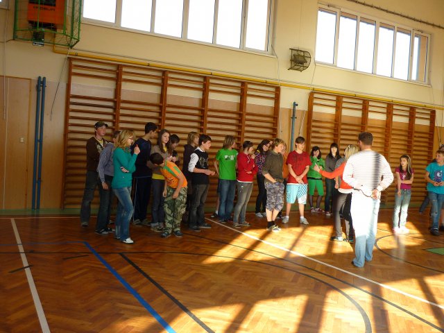 DEN ZEMĚ 20. 4. 2011 v areálu školy