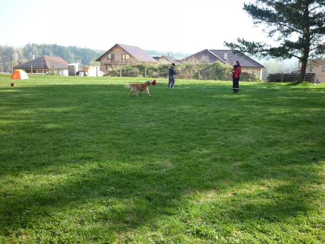 DEN ZEMĚ 20. 4. 2011 v areálu školy
