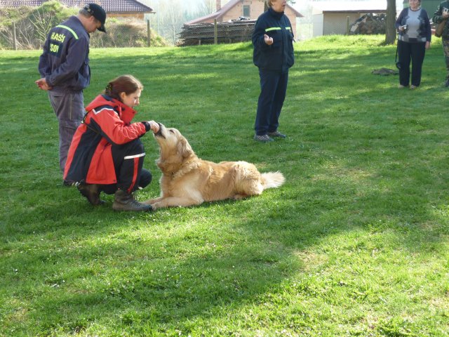 DEN ZEMĚ 20. 4. 2011 v areálu školy