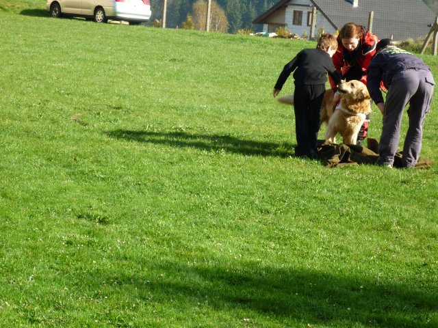 DEN ZEMĚ 20. 4. 2011 v areálu školy
