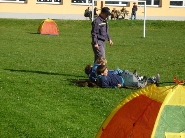 DEN ZEMĚ 20. 4. 2011 v areálu školy