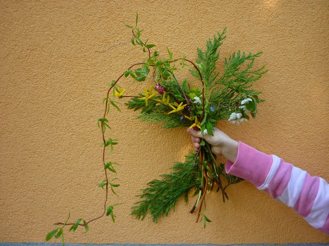 DEN ZEMĚ 20. 4. 2011 v areálu školy