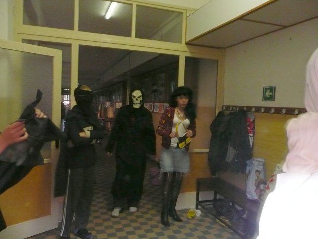 Halloween party v tělocvičně školy 26.10.2010