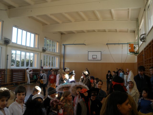 Masopust 8. 3. 2011 v tělocvičně školy