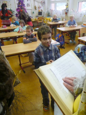 Mikulášská nadílka 3. 12. 2010