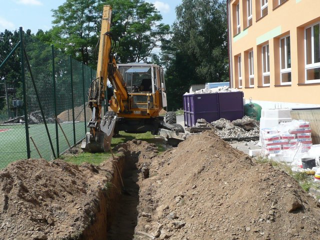 Oprava školy 2010
