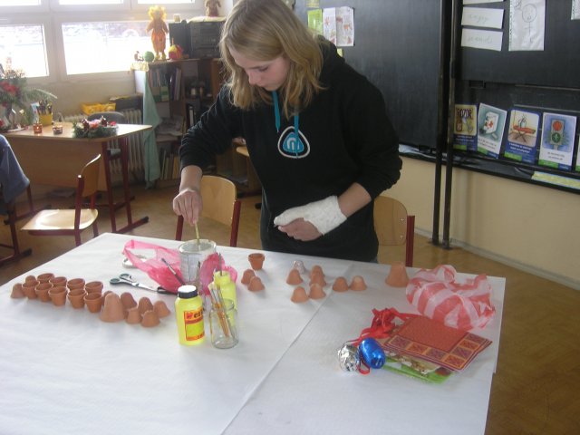 Vánoční dílna konaná v sobotu 27.11.2010  v prostorách školy