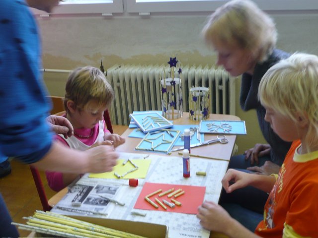 Vánoční dílna konaná v sobotu 27.11.2010  v prostorách školy