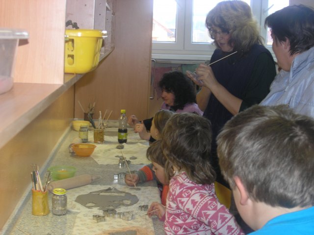 Vánoční dílna konaná v sobotu 27.11.2010  v prostorách školy