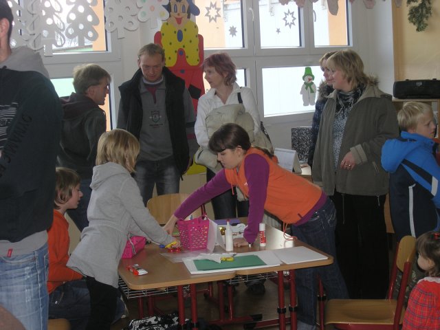 Vánoční dílna konaná v sobotu 27.11.2010  v prostorách školy