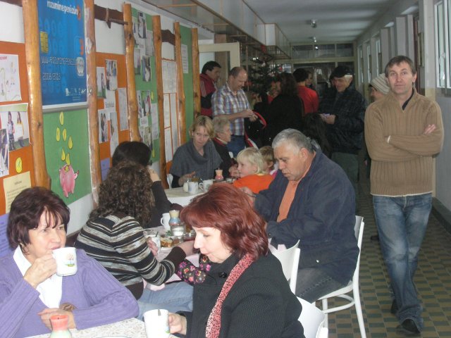 Vánoční dílna konaná v sobotu 27.11.2010  v prostorách školy
