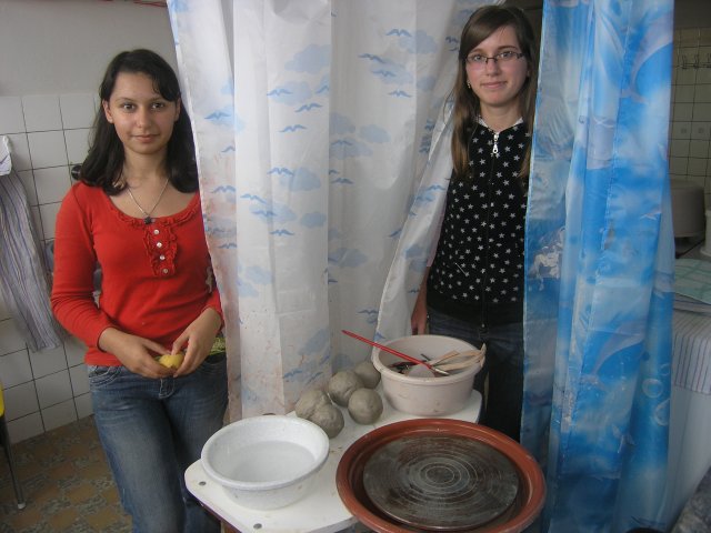 Vánoční dílna konaná v sobotu 27.11.2010  v prostorách školy