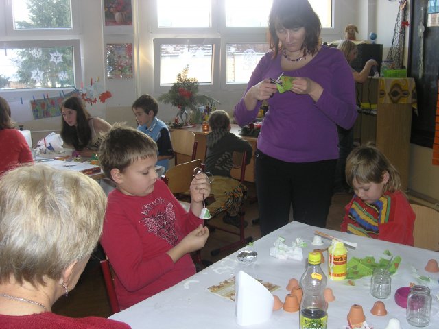 Vánoční dílna konaná v sobotu 27.11.2010  v prostorách školy