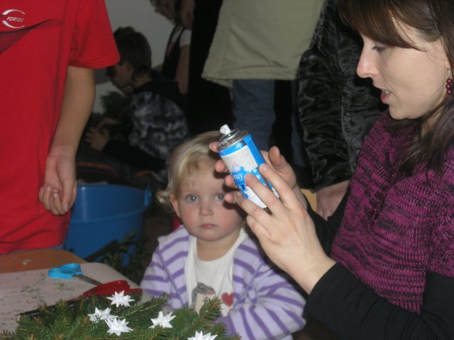 Vánoční dílna konaná v sobotu 27.11.2010  v prostorách školy