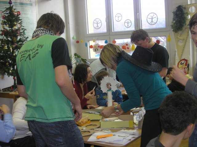 Vánoční dílna konaná v sobotu 27.11.2010  v prostorách školy