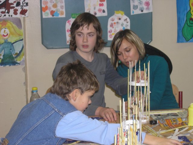 Vánoční dílna konaná v sobotu 27.11.2010  v prostorách školy