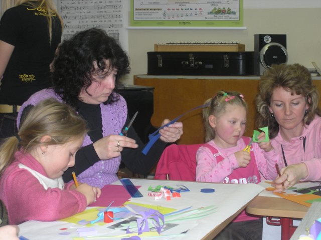Vánoční dílna konaná v sobotu 27.11.2010  v prostorách školy