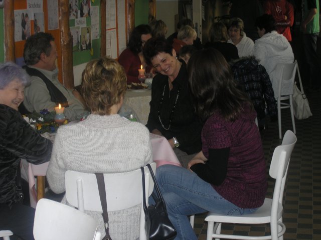 Vánoční dílna konaná v sobotu 27.11.2010  v prostorách školy
