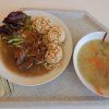 kuřecí vývar s nudlemi, hovězí nudličky na zelenině, bulgur