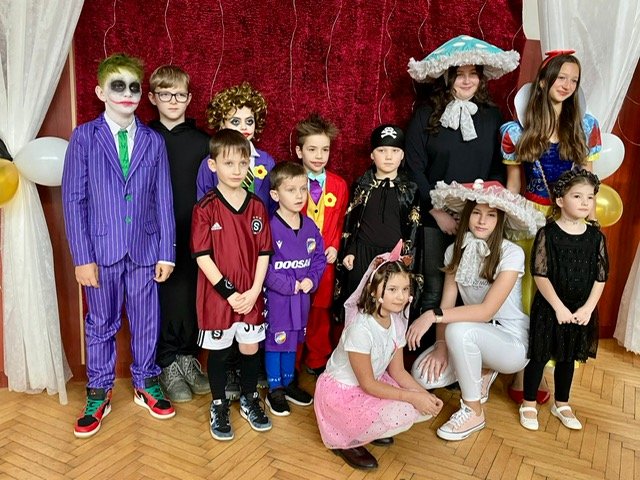 photo-2023-03-12-18-21-29