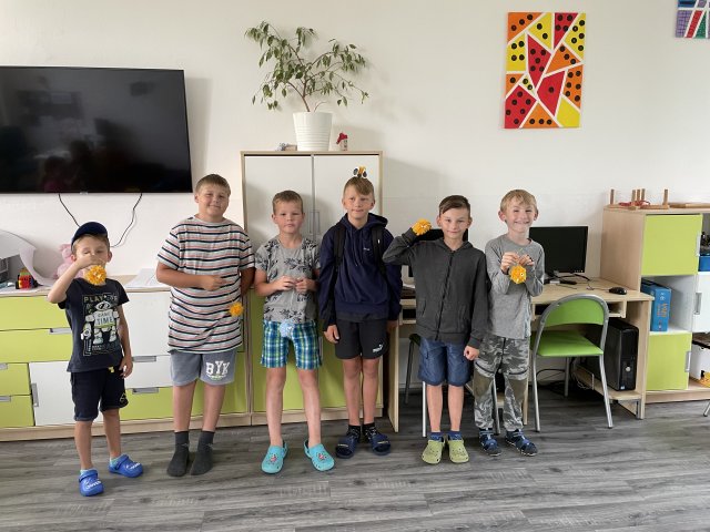 57f48e9d-362a-41d4-b0d3-2b0c220ad587