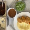 fazolová polévka, karbanátky z rybího filé, bramborová kaše