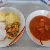 boršč, kuřecí přírodní plátek, brambor, dušená zelenina