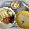 jarní zeleninová polévka, holandský řízek, bramborová kaše